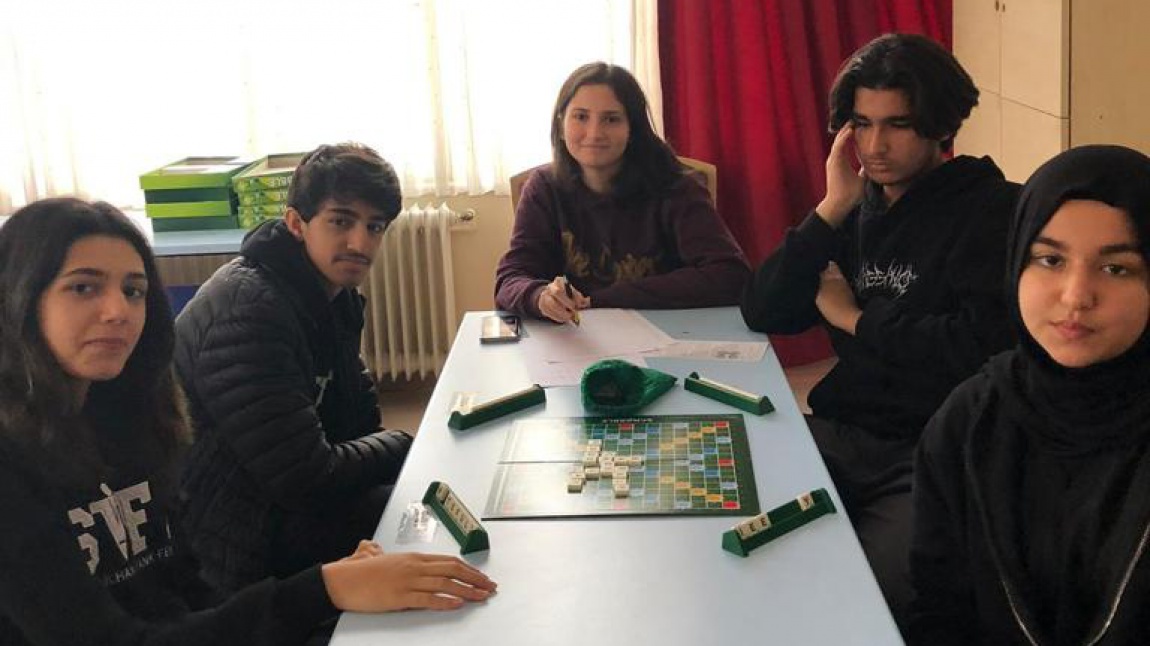 Sınıflar arası İngilizce Scrabble Turnuvası